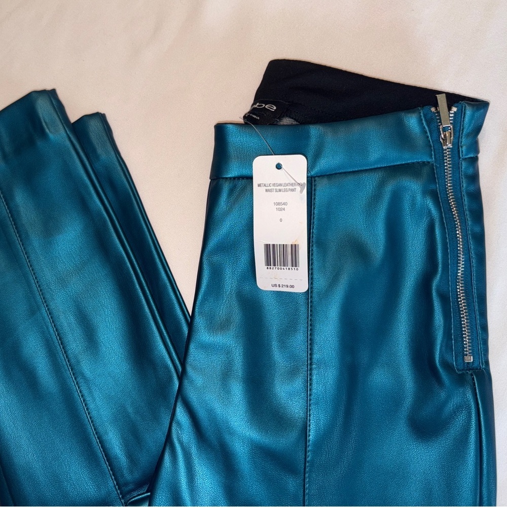 Bebe Vegan Faux Leather Turquoise Pants Skinny Sleek Slim Leg Biker Size 0 NWT